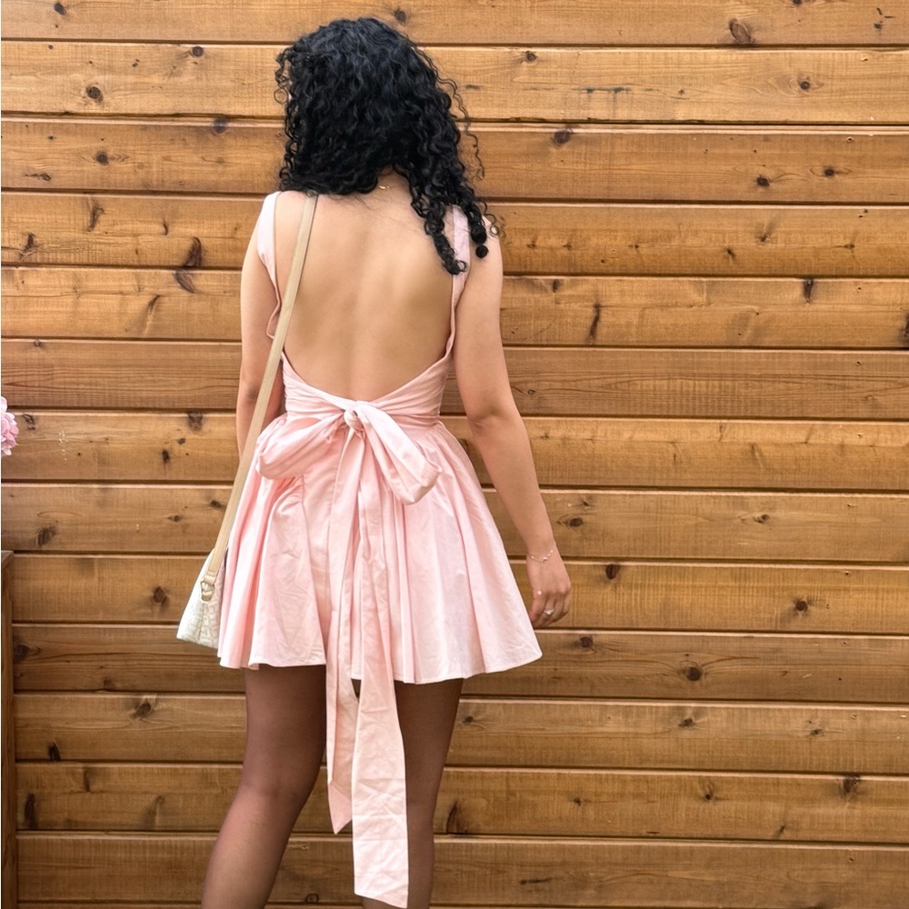 Elegant Pink Backless Dress